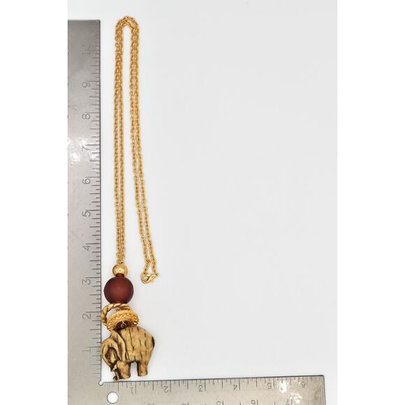 Vintage Resin Elephant Pendant Lucite Amber Gold Tone Chain Chunky 1980s Bin2 - Picture 11 of 11